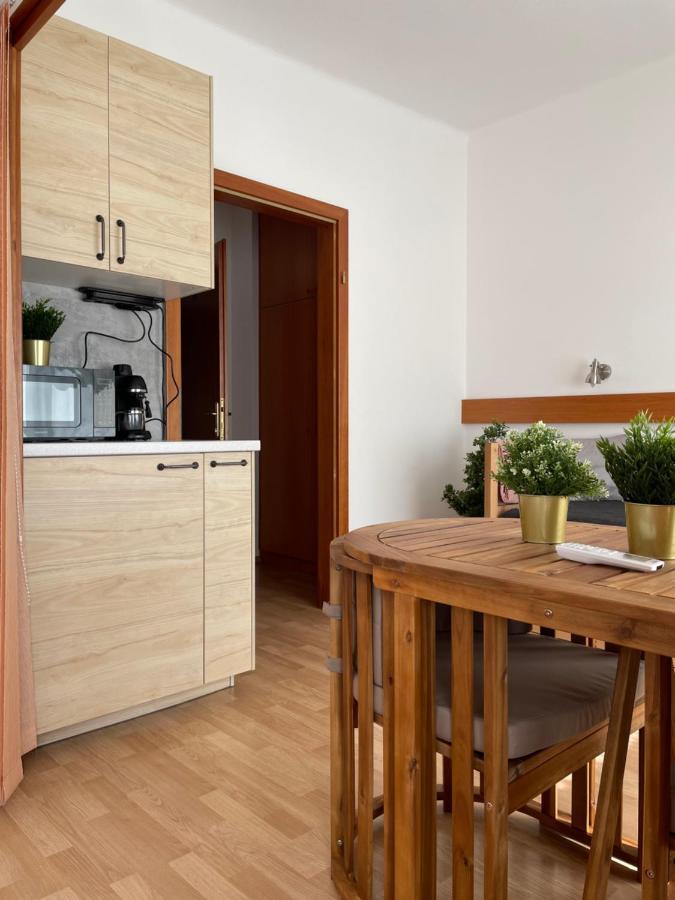 Hello Balcsi Apartmanhaz Tihany Exterior photo