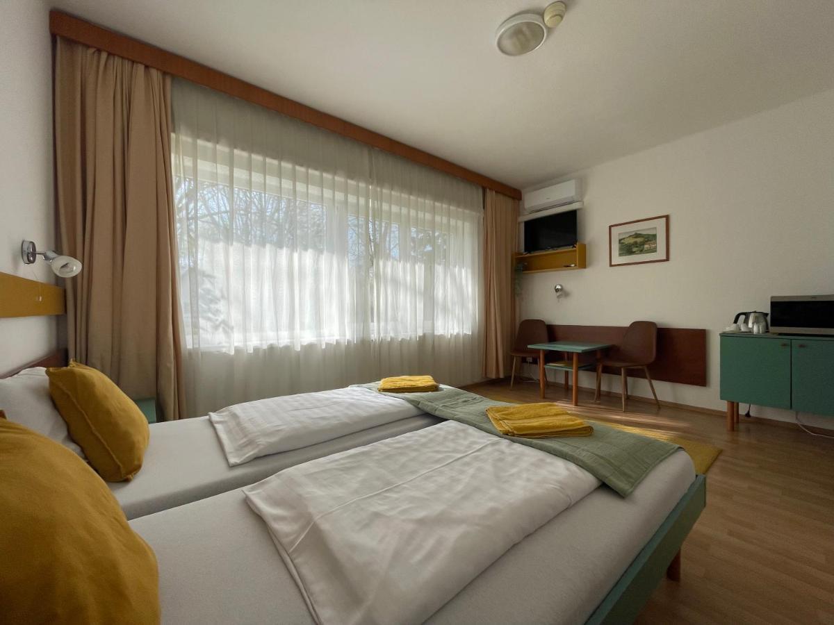 Hello Balcsi Apartmanhaz Tihany Exterior photo