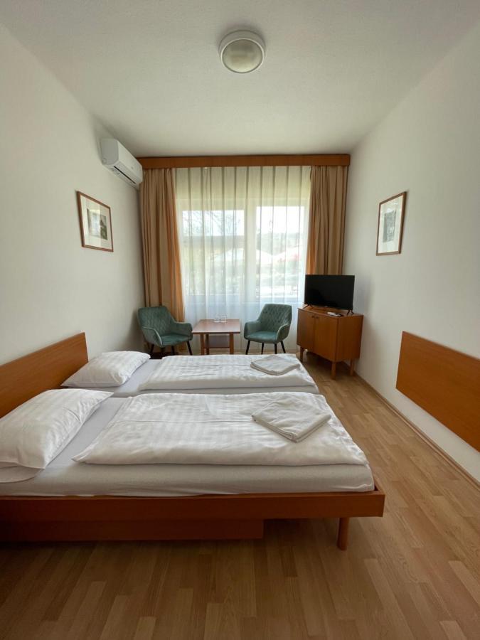 Hello Balcsi Apartmanhaz Tihany Exterior photo