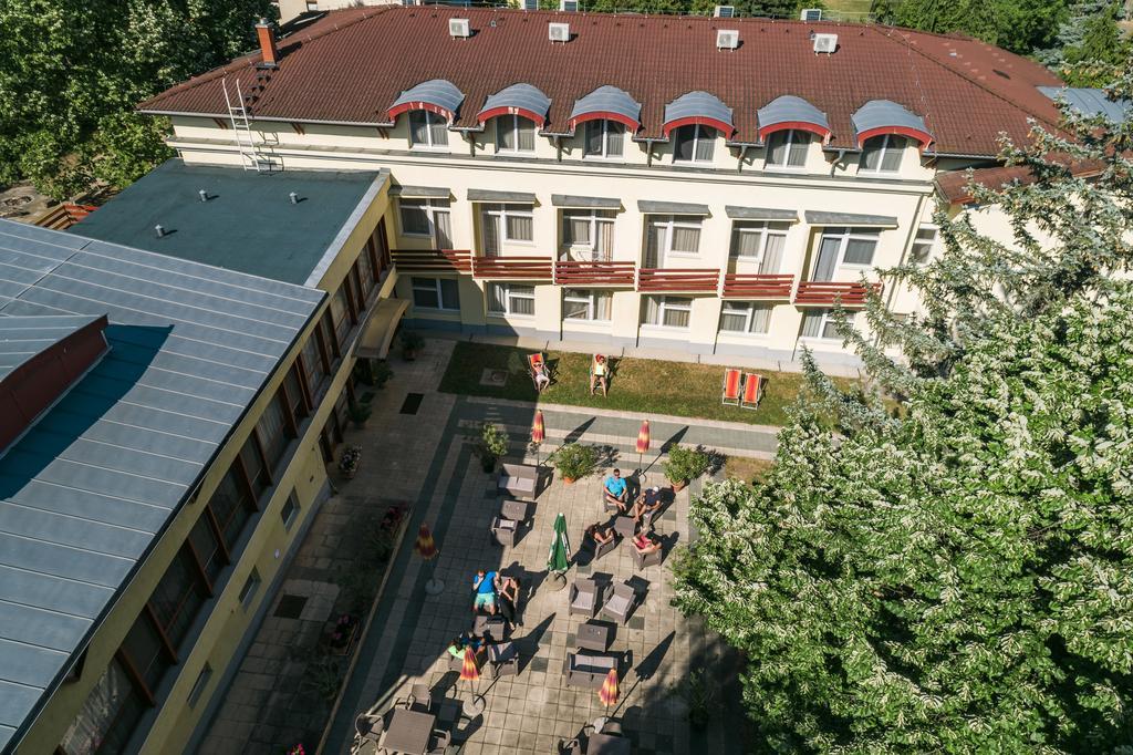 Hello Balcsi Apartmanhaz Tihany Exterior photo