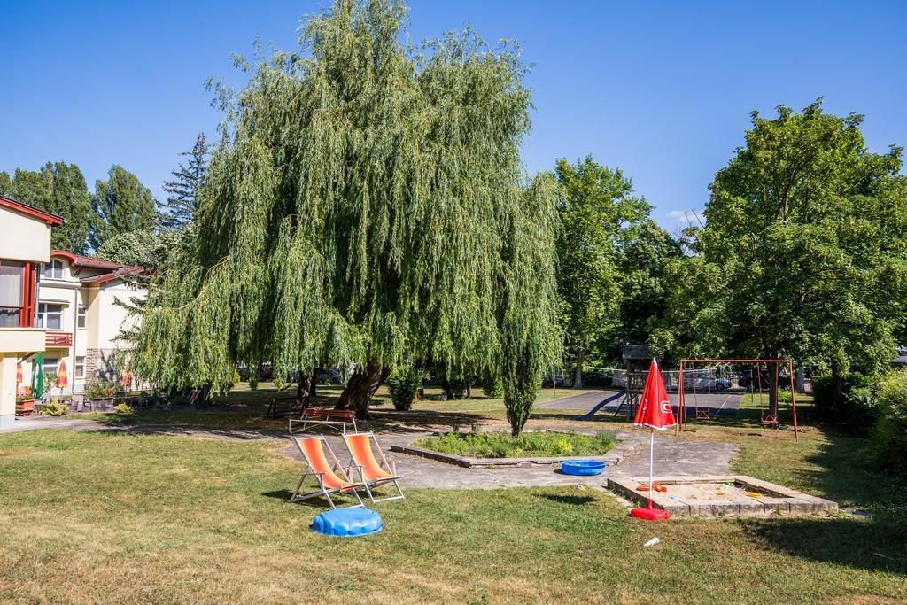 Hello Balcsi Apartmanhaz Tihany Exterior photo
